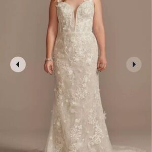 Elegant Lace Wedding Dress